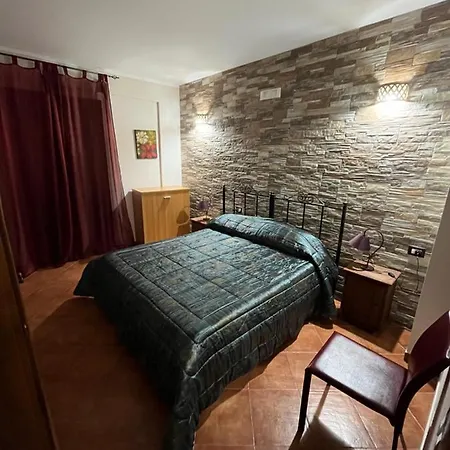 לינה וארוחת בוקר San Domenico 3*